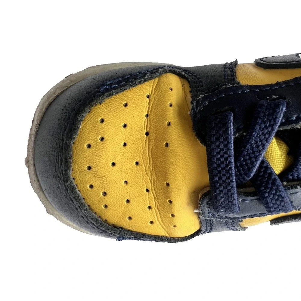 Nike Swoosh Sneakers 8C Age 3-4 Shoe Athletic Footwear Baby Clothing Accessory
